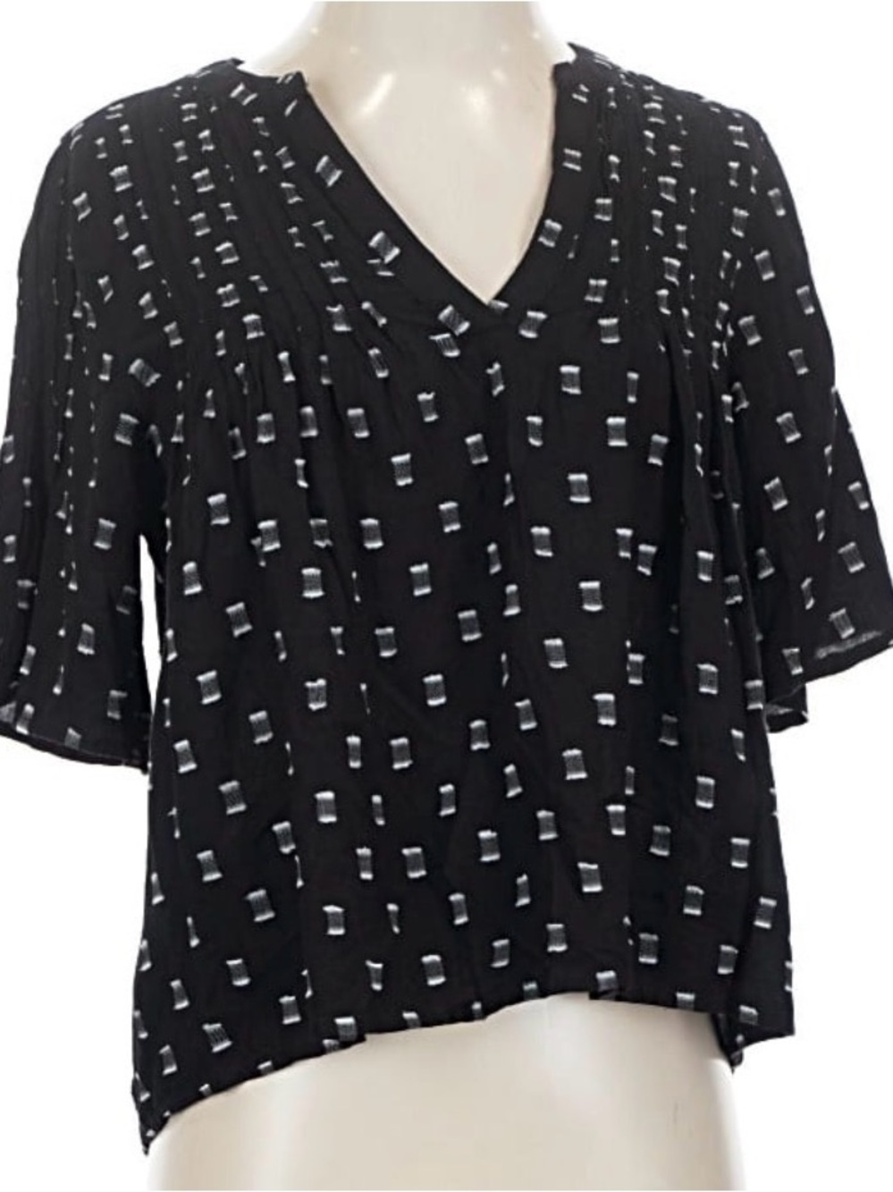 Evereve Black V-Neck Short Sleeve Top with White Dot Rectangles